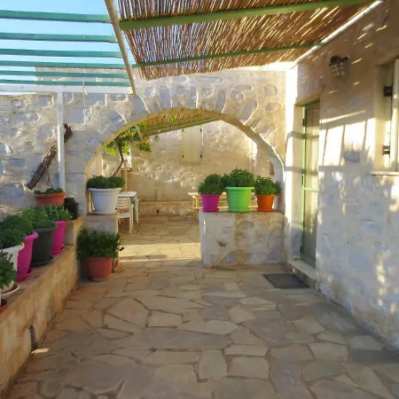 Romeo & Juliette In Paros * Νάουσα